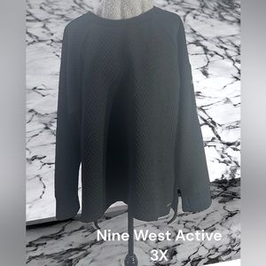 Nine West Active, Black, 3x, Pullover with thumb holes.